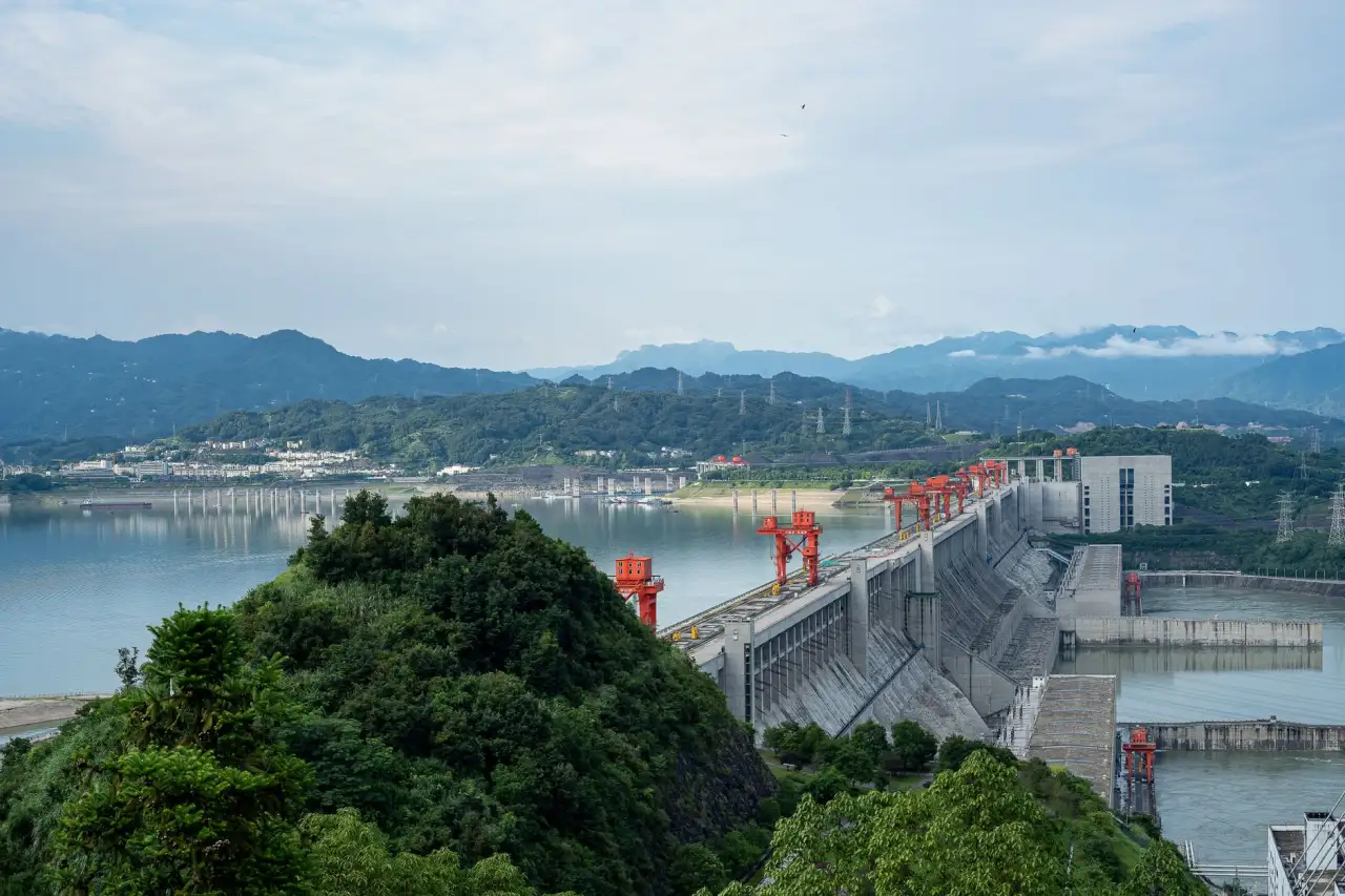 2025年广东智慧医疗设备行业政策解读与技术合规要点